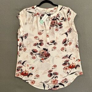 NWT Fun 2 Fun Floral Print Women's Top
